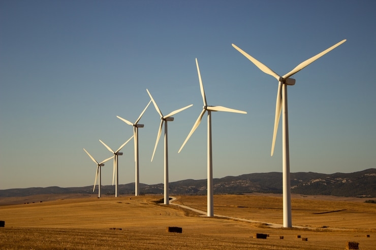 Experts Forecast the Wind Plant of the Future To Be Taller and More Economical