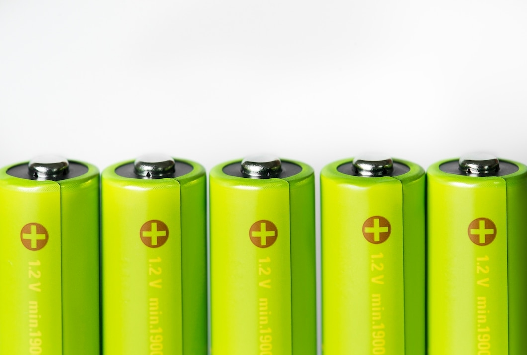 Beyond Lithium: A Promising Cathode Material for Magnesium Rechargeable Batteries