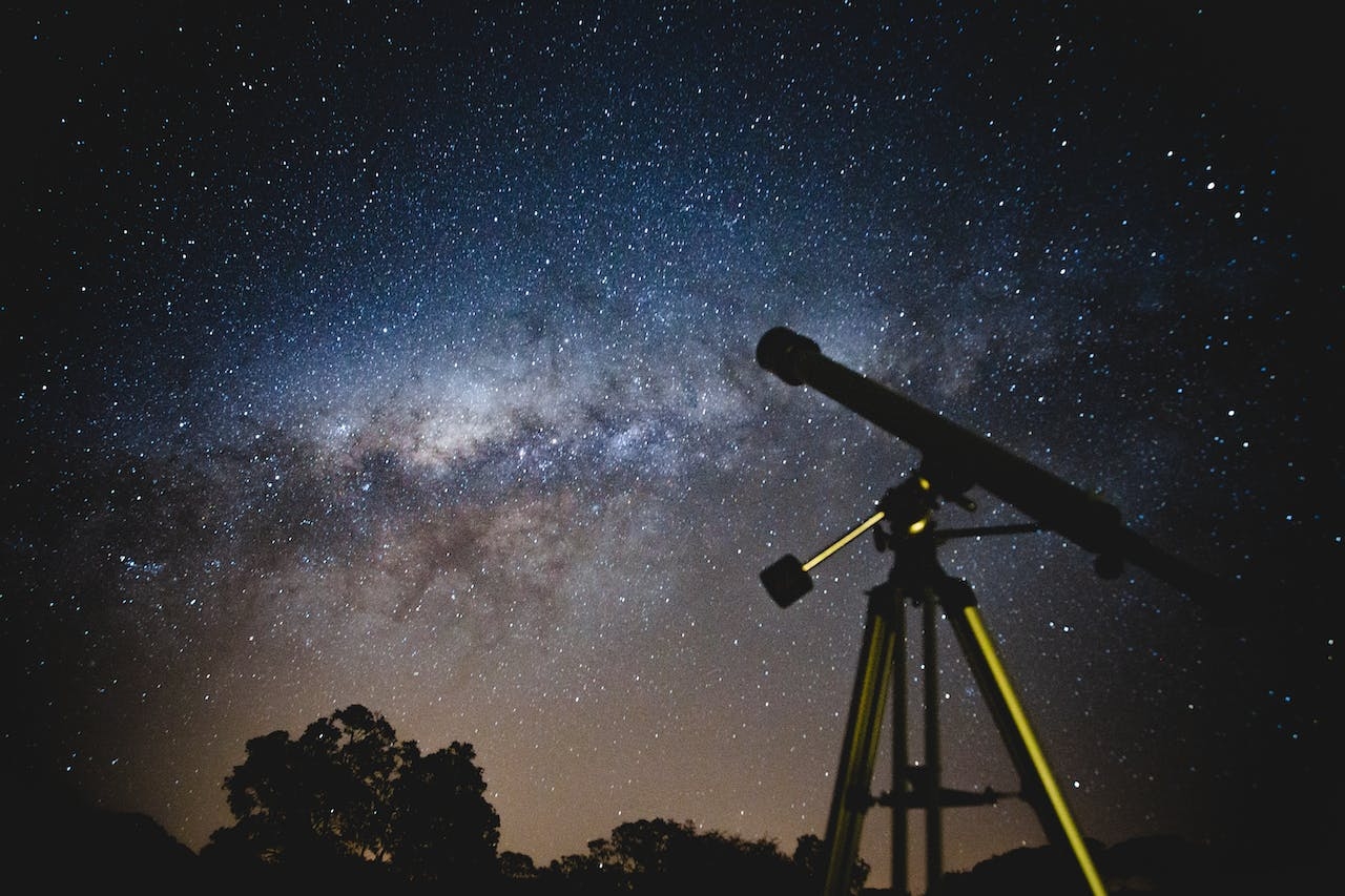 Ghostlike Dusty Galaxy Reappears in James Webb Space Telescope Image