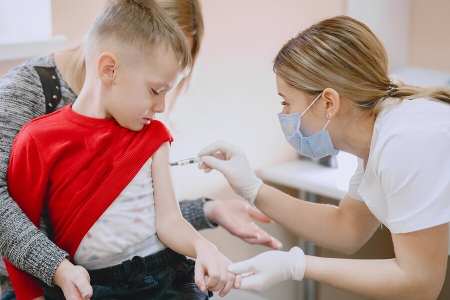 Real-world analysis: COVID-19 vaccine is strongly effective for children and adolescents during delta and omicron