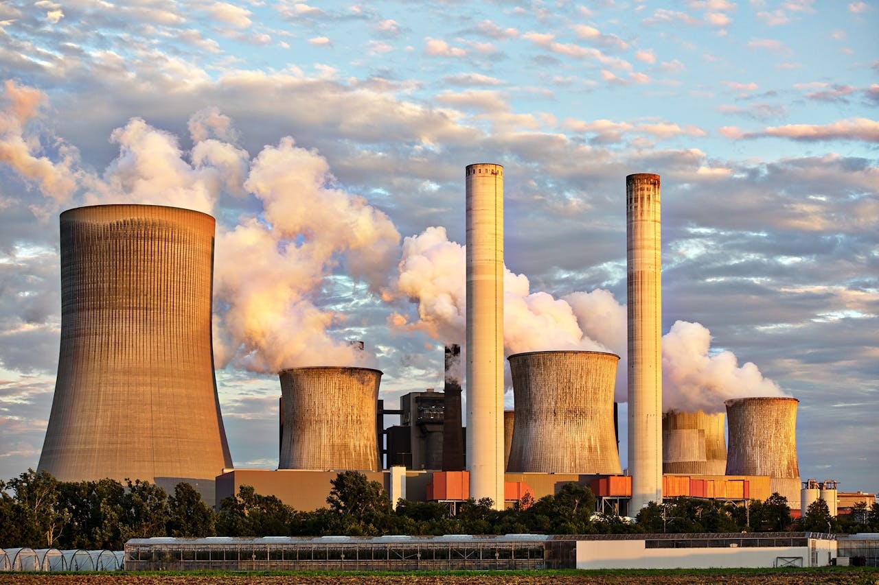 Short-term exposure to high levels of air pollution kills 1m globally every year