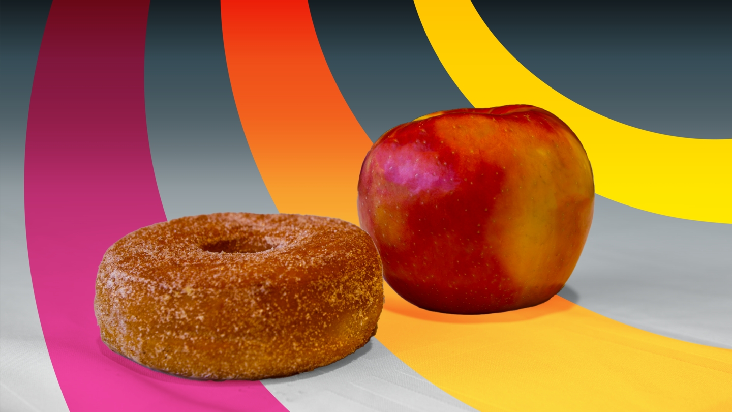 Apple versus doughnut: How the shape of a tokamak impacts the limits of the edge of the plasma