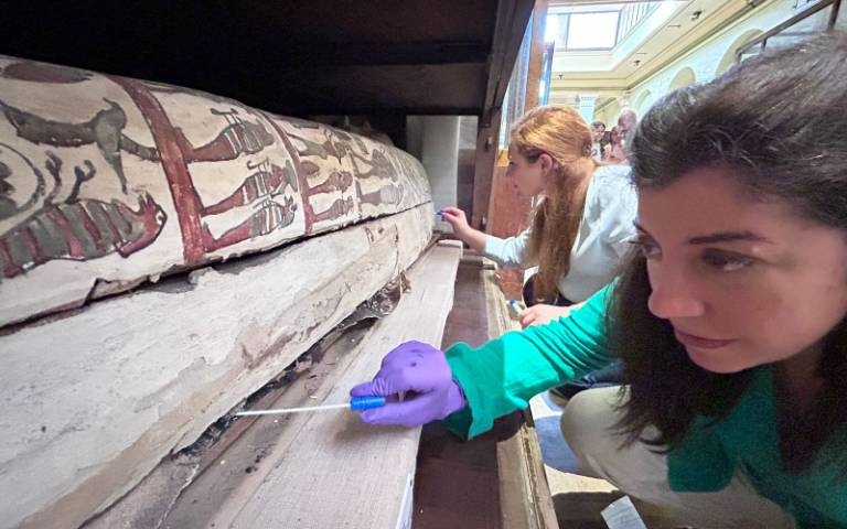 Ancient Egyptian mummified bodies smell ‘woody,’ ‘spicy’ and ‘sweet’