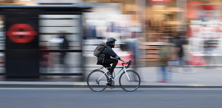 Young adults generally more active after starting work, but sleep less – unless working from home