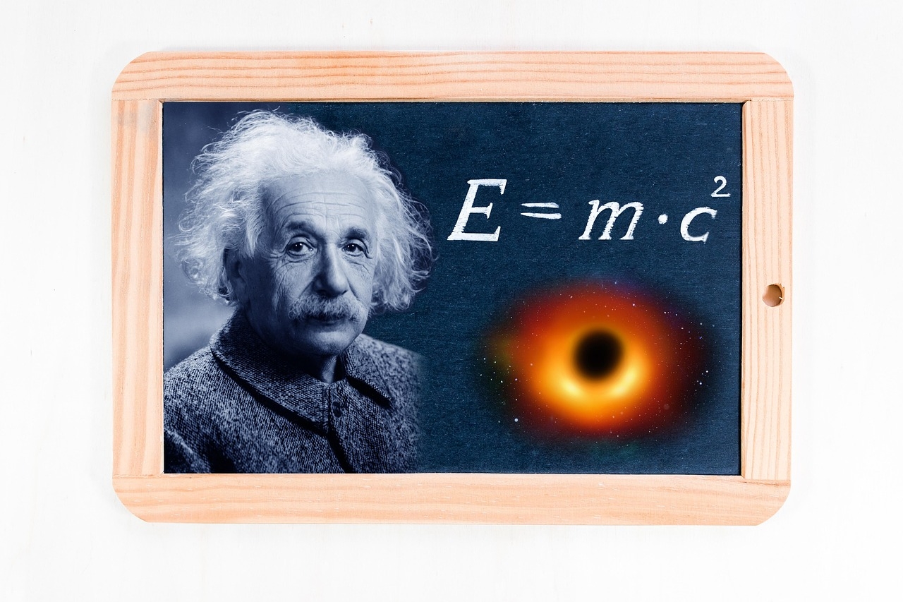 Einstein’s equations collide with the mysteries of the Universe